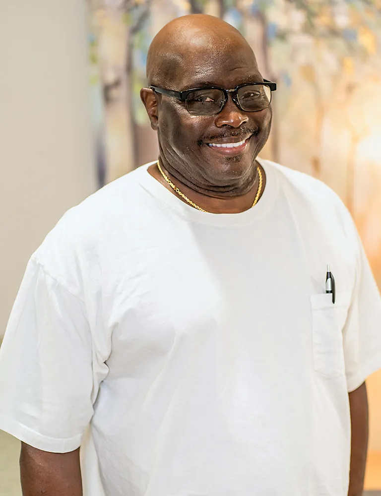 Image of a patient smiling for their testimonial.